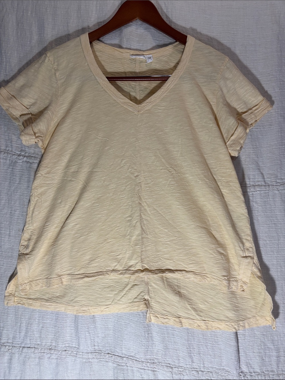 Wilt Pale Yellow V-Neck Short Sleeve Tee 100% Cotton Asymmetrical Hem USA made